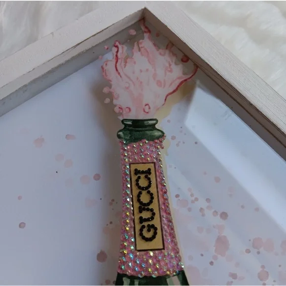 Gucci Shadow Box Wall Decor - Picture 4 of 10